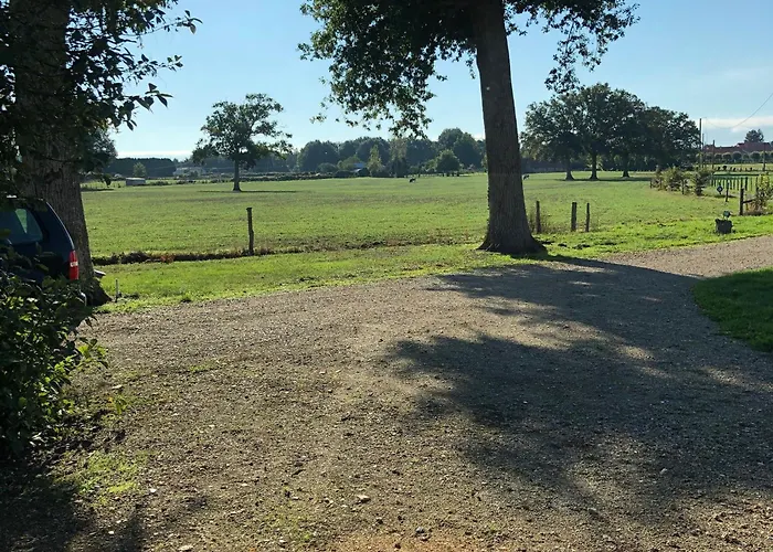 Longère Rénovée Proche Du Mans Avec Jardin Et Salle De Jeux - Fr-1-410-248 * Moncé-en-Belin